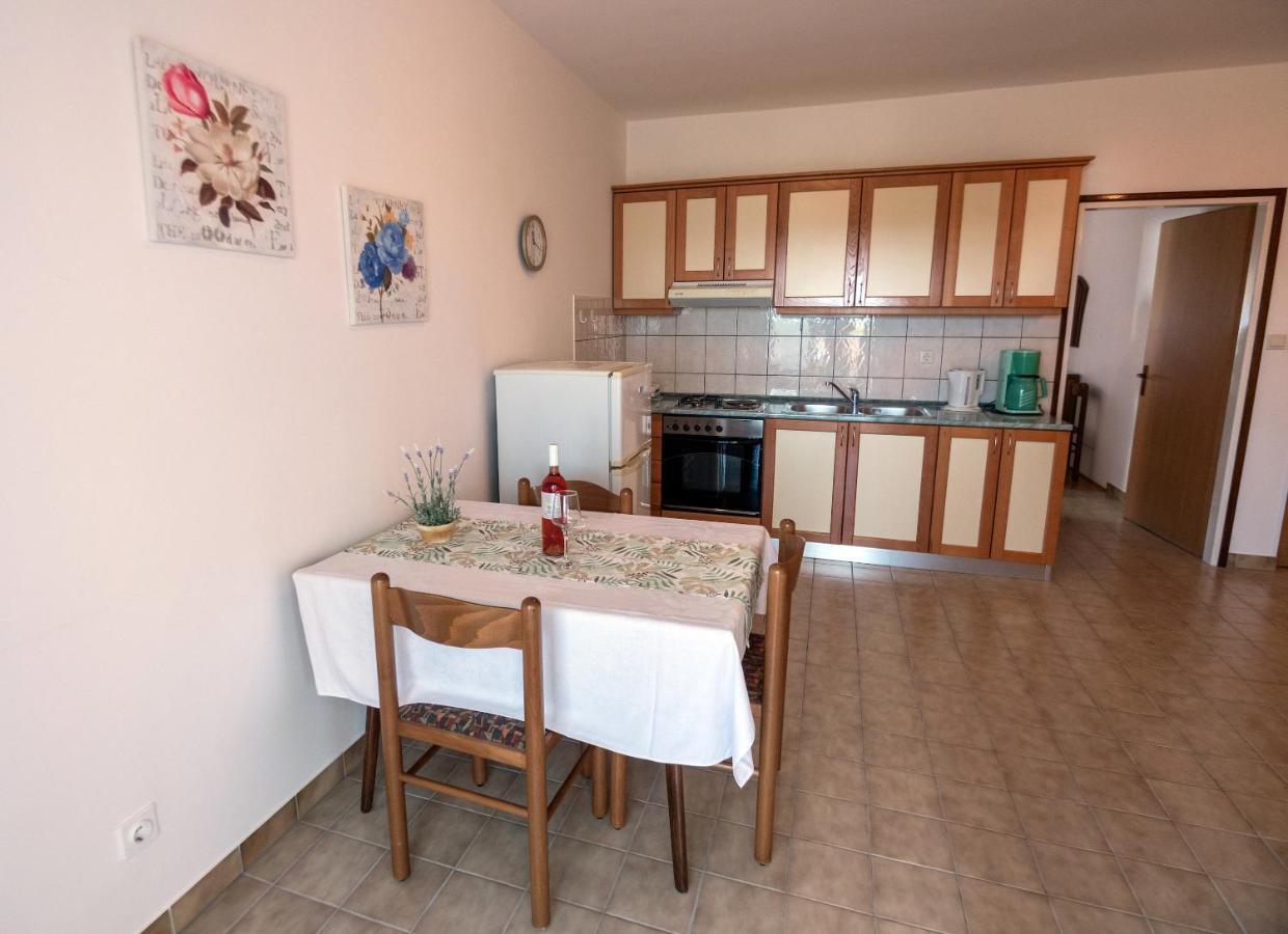 Apartments Dokovic Barbat na Rabu エクステリア 写真
